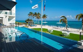 Club Suites At Rum Point